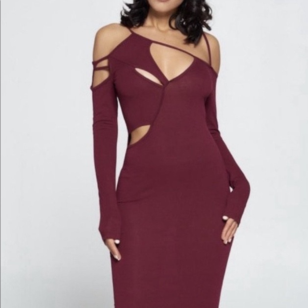 Burgundy strappy bodycon dress